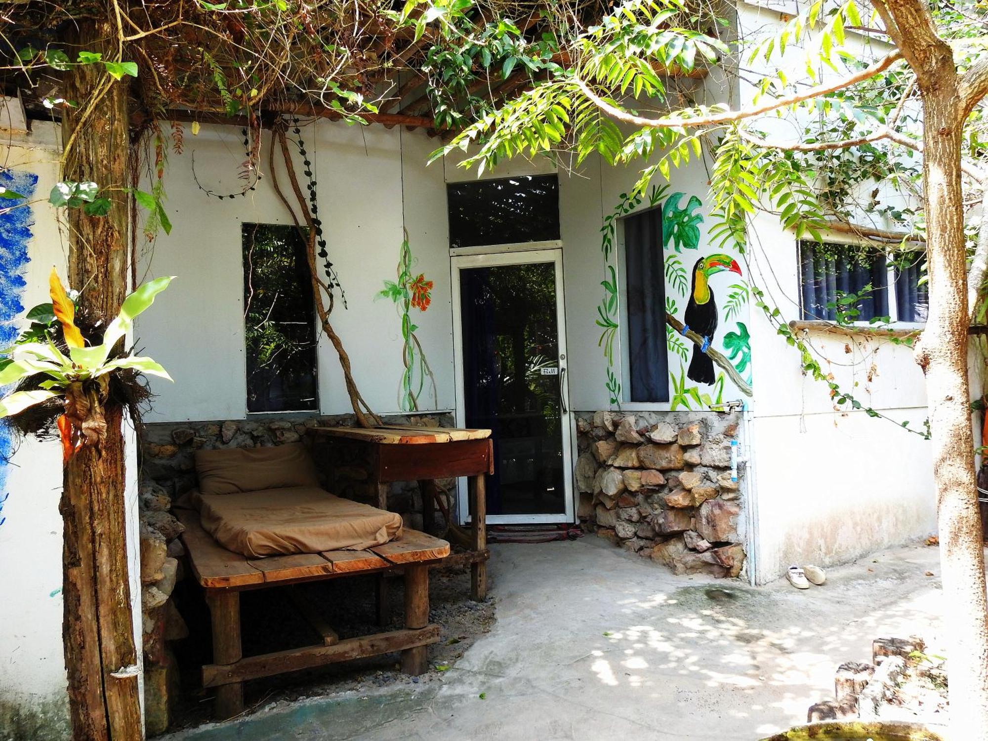 Spicy23 - M' Pai Bay Hostel Sihanoukville Kültér fotó